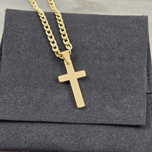 14K Gold Plated Cross and 3.5mm 14K Gold Plated Curb Chain - Picture 4 of 5